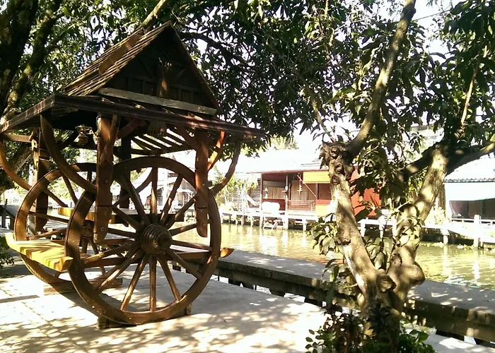 Resort Damnoen Care 3*