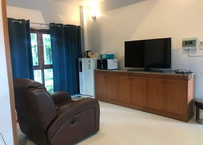 Resort Damnoen Care 3*